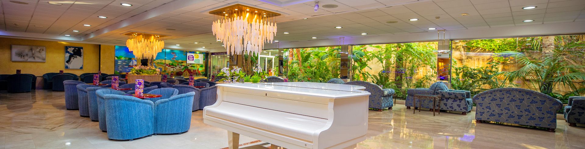 Discover every corner of Servigroup Diplomatic Hotel