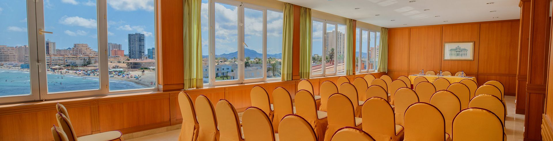 Beachfront events at Hotel Servigroup Galúa