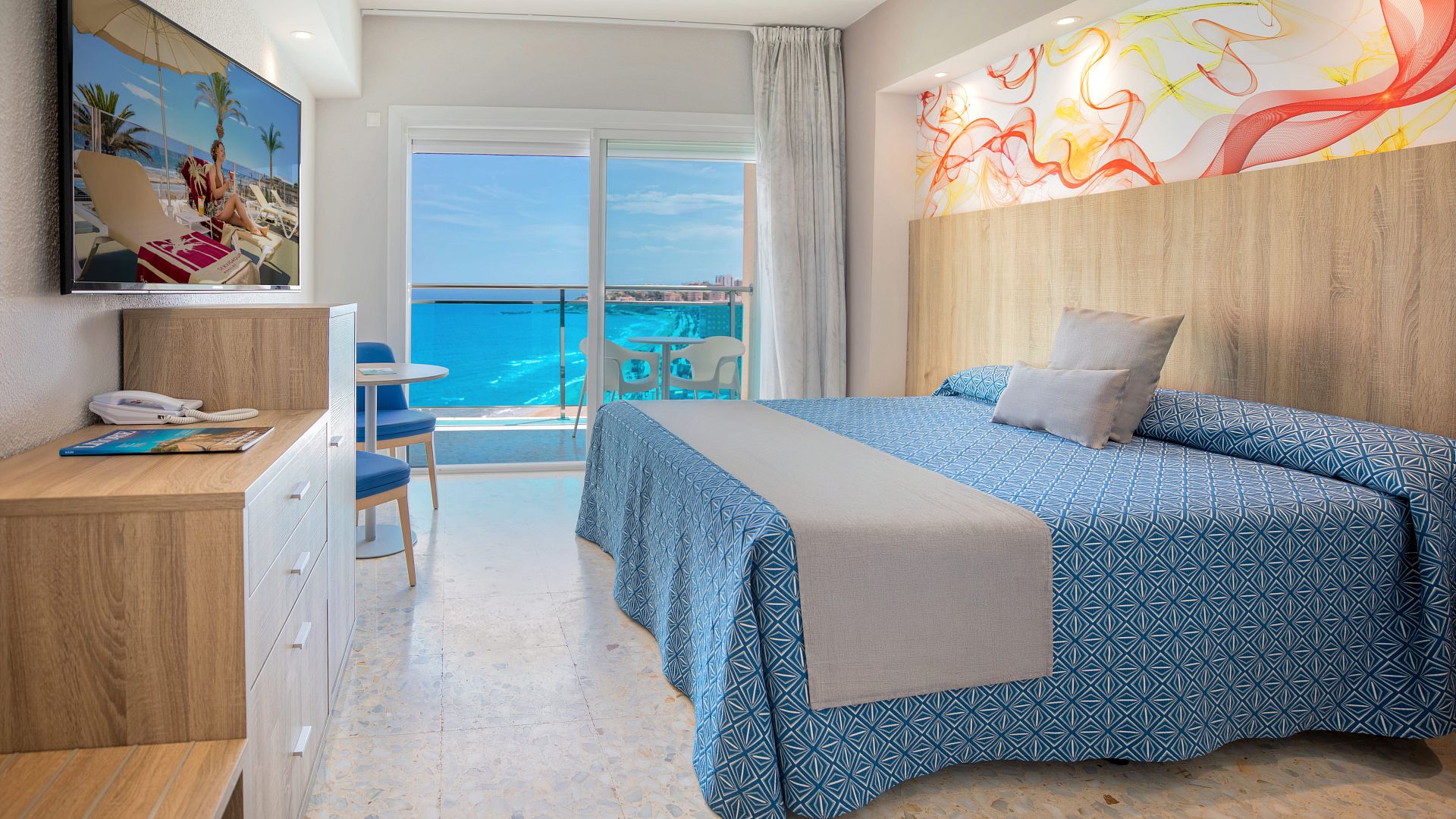 Fotos y vídeos del Hotel Servigroup Koral Beach en Oropesa del Mar