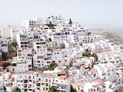 Descubre el encanto de Mojácar con Hotel Marina Mar