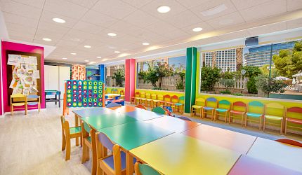 Salón Club Delfi Hotel Servigroup Torre Dorada