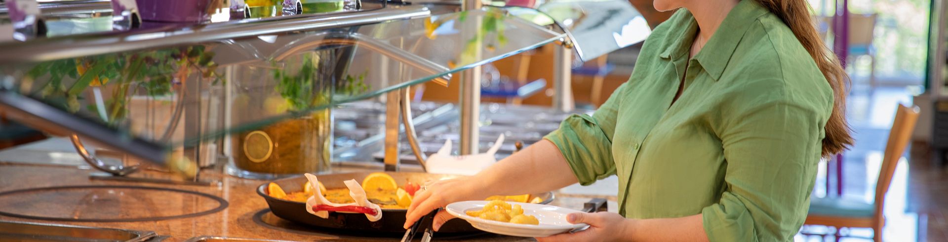 Flavors of the Mediterranean at Hotel Servigroup Torre Dorada