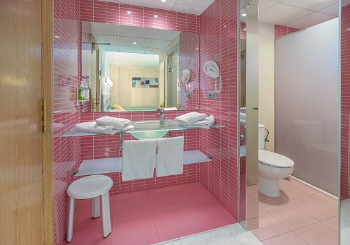 Chambre double (capacité de 4 personnes)