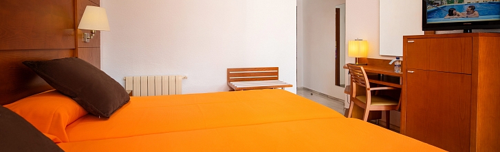 Double Room with Pool View