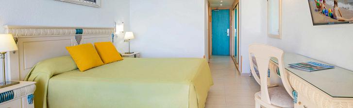 Chambre double avec terrasse
