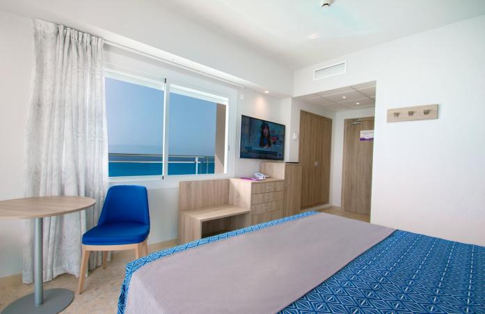 Front Double Room