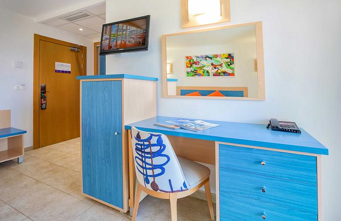 Chambre Double (capacité de 4 personnes)
