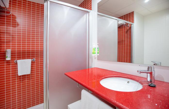 Chambre Double avec Vue sur la Piscine