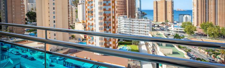 Chambre Double avec Vue sur la Piscine