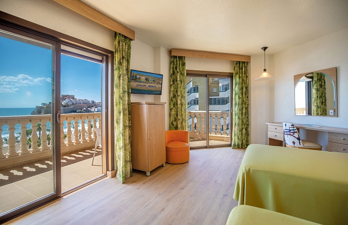 Superior Frontal Double Room