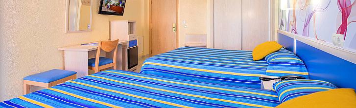 Chambre Double (capacité de 4 personnes)