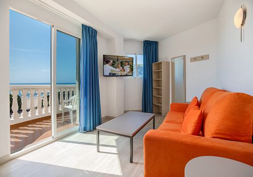 Double Room Lounge (max. capacity 4 people)