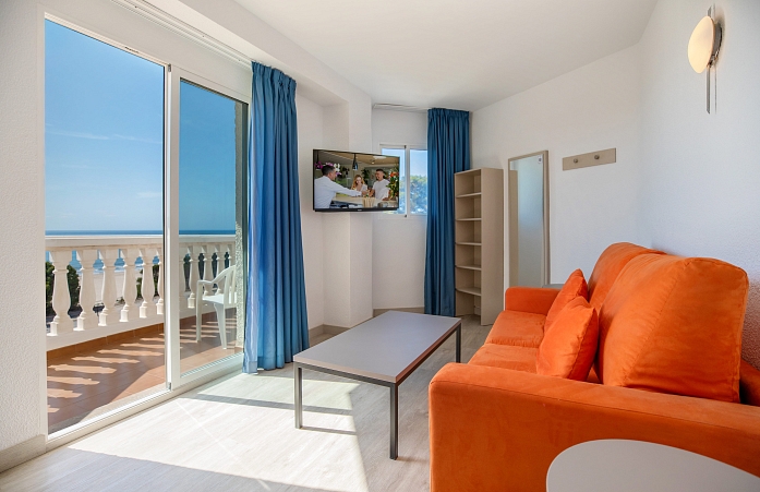 Double Room Lounge (max. capacity 4 people)