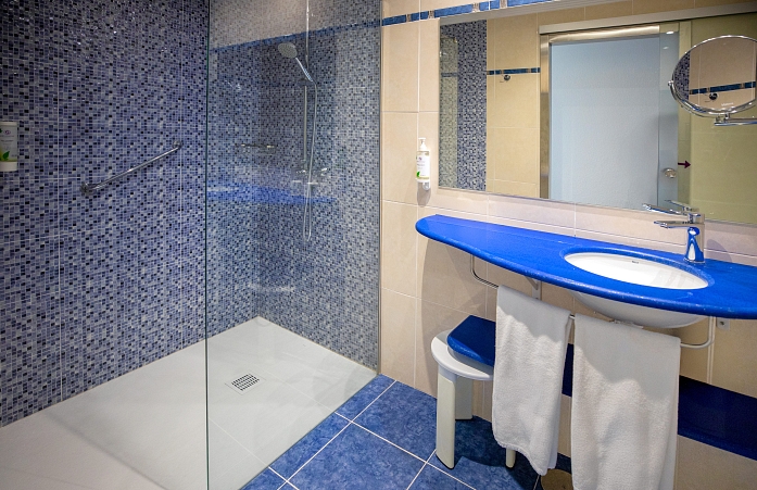 Double Room Lounge (max. capacity 4 people)