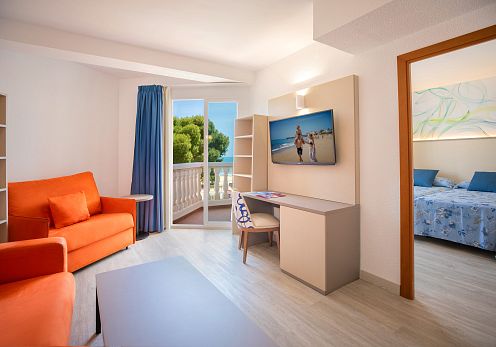 Double Room Lounge (max. capacity 6 people)