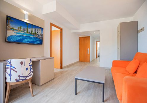 Double Room Lounge (max. capacity 6 people)