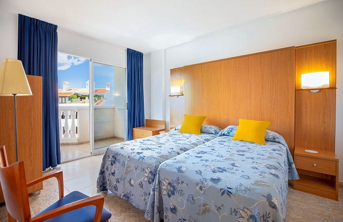 Family Room (Maximum capacity 6 people)