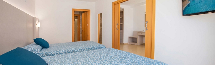 Double Room Lounge (Maximum capacity 6 people)