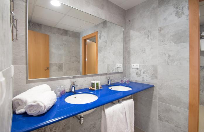 Chambre Double Salon (Capacité max. de 6 personnes)