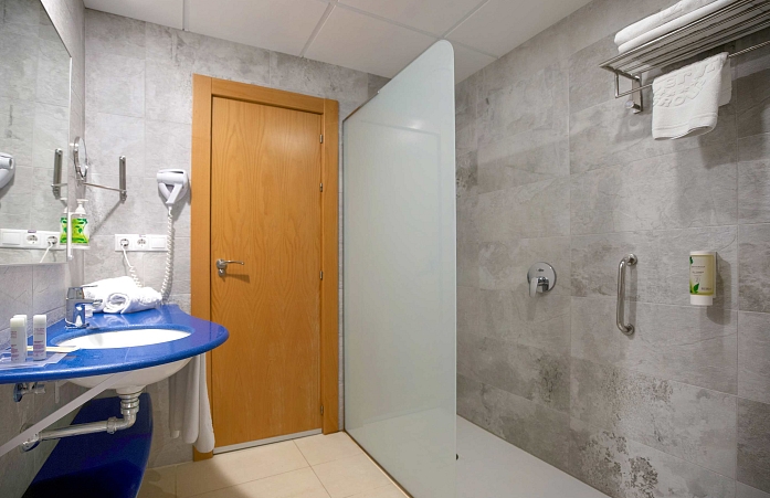 Double Room (Maximum capacity 3 persons)