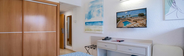 Double Room (Maximum capacity 3 persons)