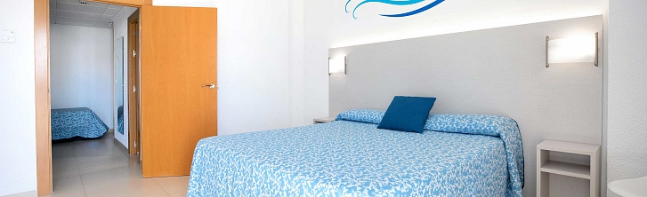 Family front facing Twin room (Capacity for 4 people)