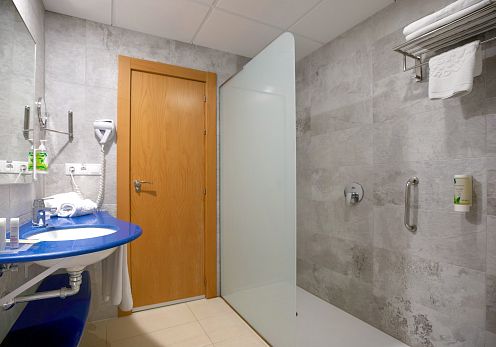 Double Room (Maximum capacity 3 persons)