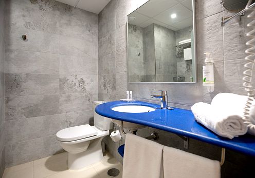 Family front facing Twin room (Capacity for 4 people)