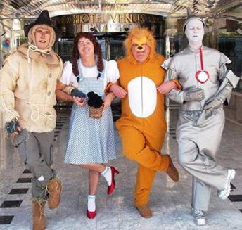 Fancy Dress Party Hôtel Servigroup Venus Benidorm