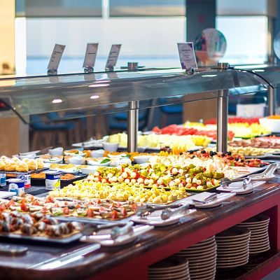 Buffet en hotel de oropesa del mar