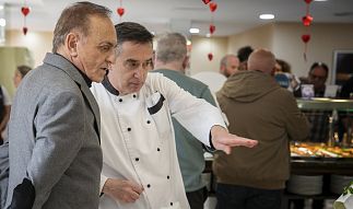 José María Caballé supervising the buffet