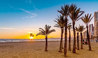 Merveilleux coucher de soleil à Benidorm