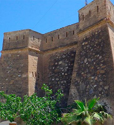 Torres y castillos cerca de Mojácar. ¿Nos vamos de excursión?