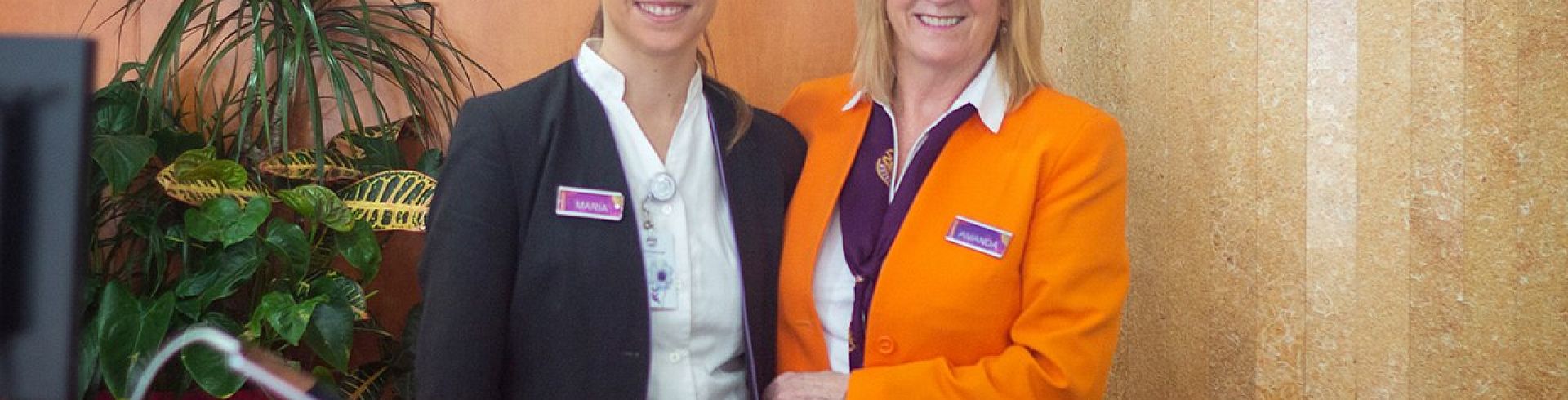 Receptionistas Hotel Servigroup Pueblo Benidorm