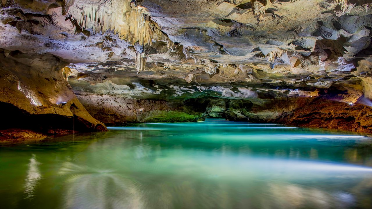 underground river of Cuevas de San José