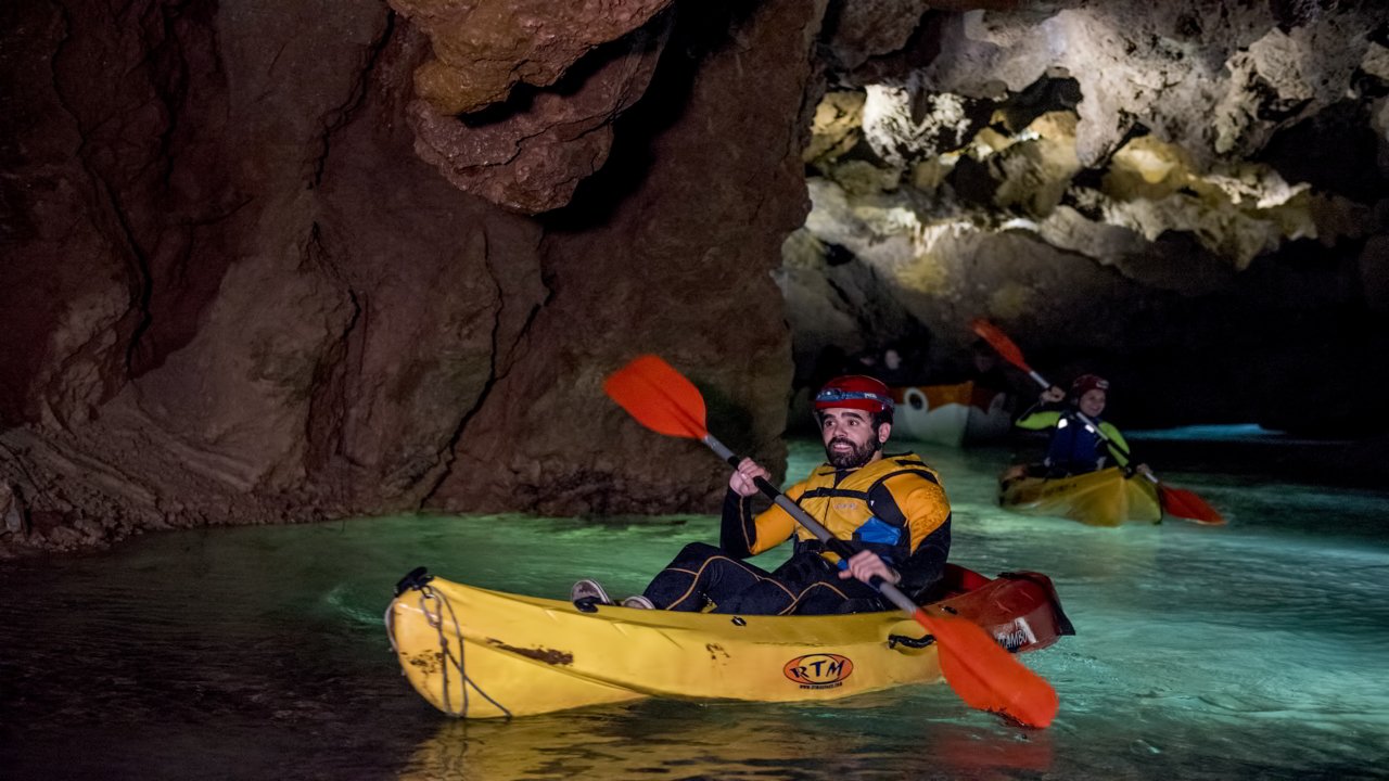 Visits to the caves of San José