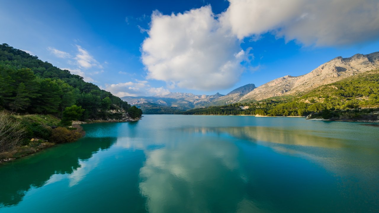 Guadalest reservoir 