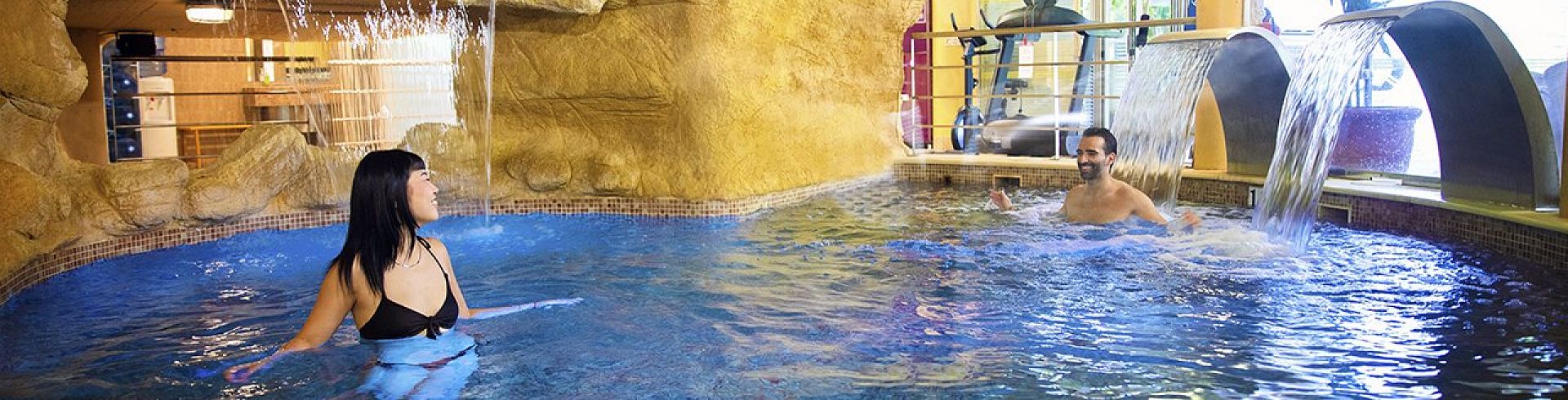 Hôtels avec piscines chauffées : profitez-en toute l’année sans vous priver de baignade.