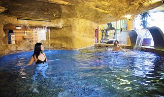 Hotels with heated pools: enjoy all year round without missing out on swimming