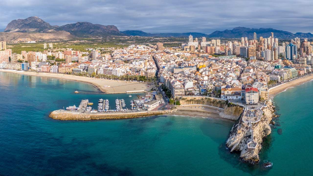 Vue aérienne de la côte de Benidorm