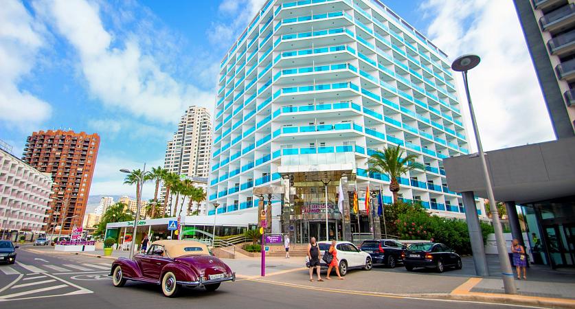 Entrée de l'hôtel Calypso Benidorm