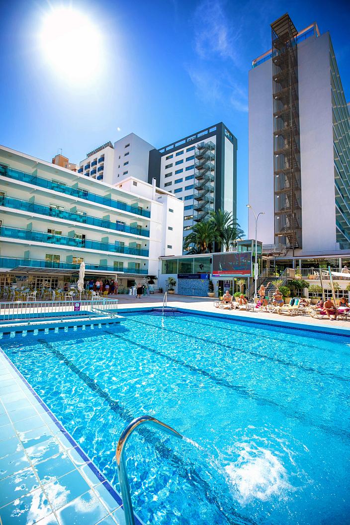 Piscine Hotel Calypso