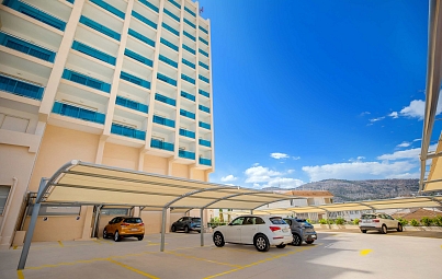 Parking de pago en el Hotel Koral Beach