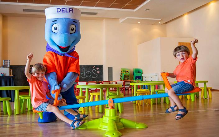 Danse avec Delfi Hotel Marina Mar