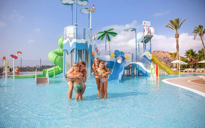 Toboganes acuáticos Hotel Marina Mar