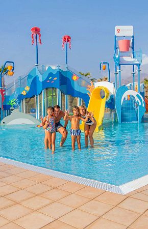 Toboggans aquatiques Hôtel Servigroup Marina Playa