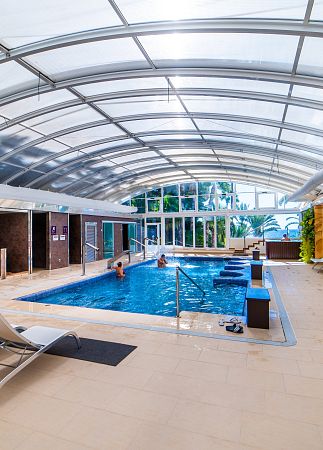 Villajoyosa piscina hotel