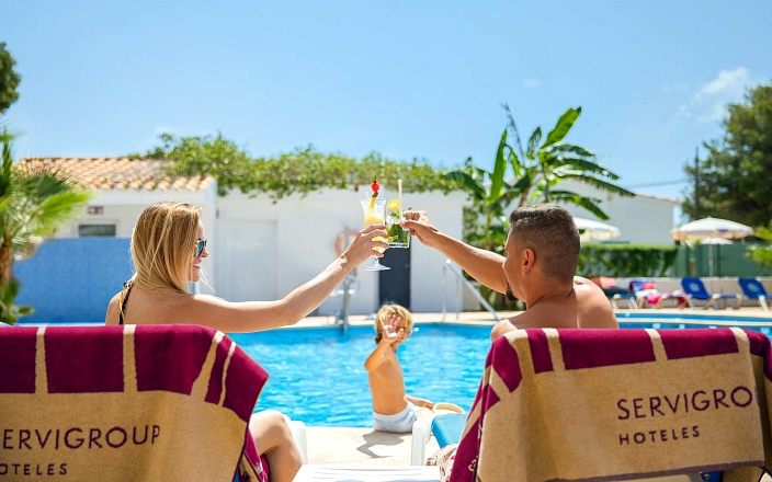 Piscina Hotel Romana