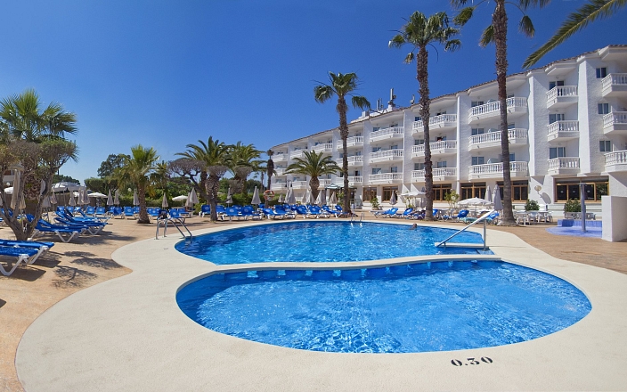 Swimming Pool Romana Hotel