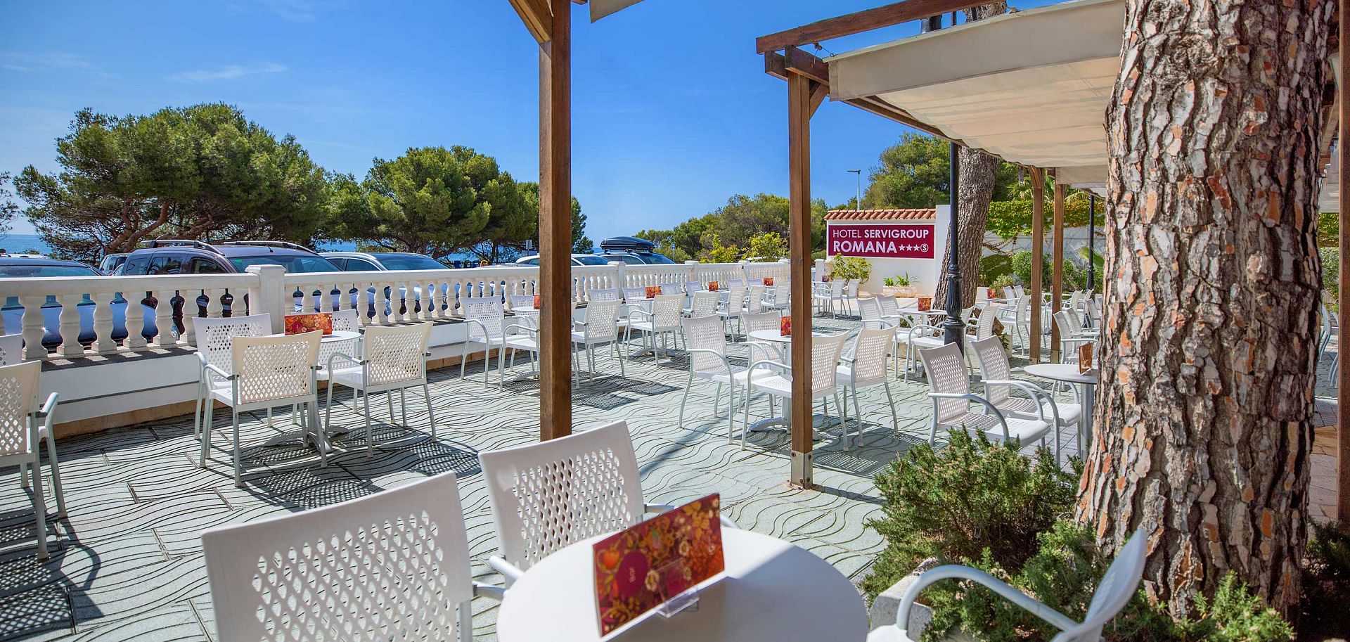 Hotel Servigroup Romana terrace